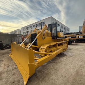 Tracteur sur chenilles Komatsu D85A d'occasion, excellent état de fonctionnement, faible consommation de carburant, haute productivité pour la construction - Product Image 6