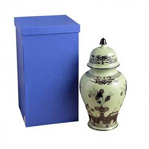 Nouveau vase en céramique contemporain émaillé et peint à la main, écologique, disponible en plusieurs couleurs pour la maison, l'hôtel, les mariages, l'intérieur/l'extérieur, et les tables. - Product Image 1