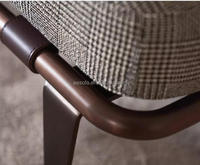 Pieds en acier inoxydable or rose accessoire métallique de quincaillerie moderne à usage intensif de Foshan pour cadre de pied de meuble de chaise de table