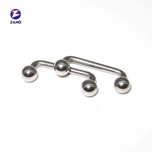 Joyería corporal de titanio G23 Barra de superficie plana de titanio de calibre 16 con agujeros altamente pulida - Product Image 3
