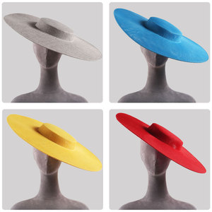 Chapeau <span class=keywords><strong>haut</strong></span> <span class=keywords><strong>de</strong></span> <span class=keywords><strong>forme</strong></span> non tissé à large bord <span class=keywords><strong>de</strong></span> couleur unie pour femme - Idéal pour les affaires et les fêtes, toutes saisons - Product Image 2