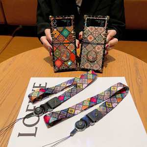 Funda con cordón para <span class=keywords><strong>Z</strong></span> <span class=keywords><strong>Flip</strong></span> 7/6/4/<span class=keywords><strong>3</strong></span>/5 con electrochapado, diseño a prueba de golpes, TPU+PC, soporte de anillo de plástico, superventas - Product Image 6