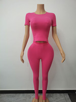 Set Celana Pendek Wanita High-Waist 2 Potong OEM dengan Promosi Stok Siap Kirim, Tank Top dan Celana Pendek Model Hip-Hugging untuk Grosir Pengiriman Cepat