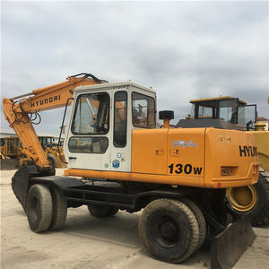 Pelle multifonction sur chenilles originale de la Corée Hyundai 140 d'occasion à haut rendement Hyundai en bon état en vente - Product Image 4