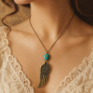 Collar con colgante de pluma de ala de águila, diseño vintage, para mujer - Product Image 3