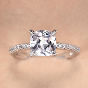 F1814 Anello di Fidanzamento da Donna con Diamante Naturale Taglio Princess, Stile Classico, Gioielleria Fine - Product Image 2