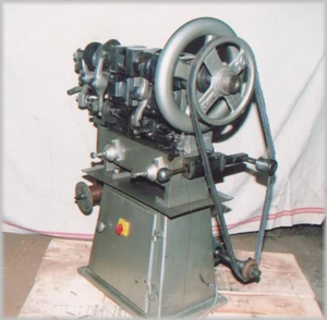 Machine automatique de fabrication de chaînes pour bijoux, pour chaînes en or, argent et métal, système fiable et haute efficacité - Product Image 2