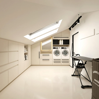 Fabrication de placards de cuisine modulaires de haute qualité avec robinet en quartz, panier de rangement et placage en chêne laqué brillant