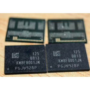 KM8F8001JM-B813 ชิปหน่วยความจำแบบฝังตัวหลายชิป (MCP) - Product Image 1