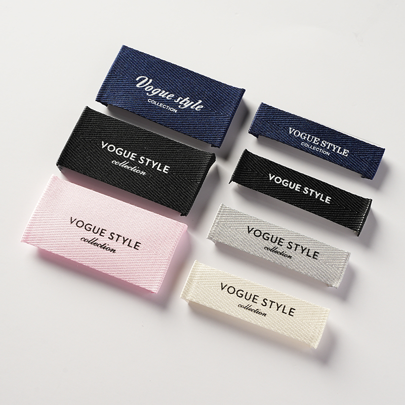 Design Custom Brand Label Clothing Fabric Textile Neck Label Apparel Shirt Garment Printing Label