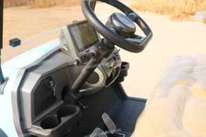 Voiture <span class=keywords><strong>de</strong></span> golf électrique solo en métal avec batterie au lithium 48V, moteur AC 5KW, 4 places, personnalisable pour les terrains <span class=keywords><strong>de</strong></span> golf et les clubs - Product Image 5