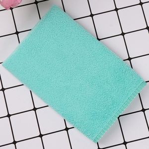 Ensemble de serviettes en microfibre ultra douces et absorbantes - Taille et poids personnalisables pour un usage domestique - Product Image 6