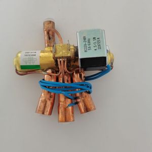 15m3วาล์วย้อนกลับ<span class=keywords><strong>4</strong></span>ทางติดตั้งในแหล่งน้ำอากาศ7 12HP 3in1ปั๊มความร้อนแบบบูรณาการการทำความเย็นความร้อนและน้ำร้อน - Product Image 2