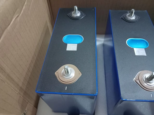 Large Capacity Lifepo4 CATL 3.2V 280ah 300ah 314Ah 320ah Battery Cell for Solar Energy Storage 280 LF280K MB31 Lifepo4 Battery