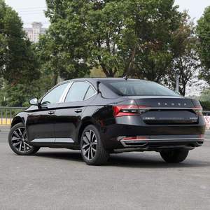 Auto <span class=keywords><strong>Skoda</strong></span> Superb 2024 Usado, Cuero Oscuro, R19, 5 Puertas, 5 Plazas, Hatchback, Volante a la Izquierda, Euro IV - Product Image 3