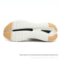 Chaussures de sport respirantes pour hommes en maille avec plaque en fibre de carbone, polyvalentes, amorties, pour l'entraînement et la course, semelle extérieure en caoutchouc, modèle printemps/été
