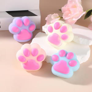 Soft Pinch TPR Cat Paw Squeeze Toy Stress Relief Descompresión Juguetes Cute Cat Paw Squishy Toy para niños - Product Image 1