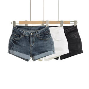 Pantalones cortos de mujer de moda de verano Retro americano de cintura alta de mezclilla costura botón detalle bordado bolsillo trasero moda Casual tela - Product Image 1