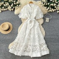 Robe décontractée élégante pour femme WIWT, avec appliques florales 3D, coupe trapèze, col montant, manches courtes bouffantes, ceinture, longueur midi, pour tous les jours et les soirées