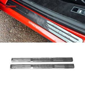 Seuil de porte de voiture en fibre de carbone sèche de haute qualité pour Ferrari 488 GTB - Product Image 1