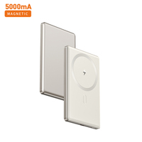 Banques d'alimentation mobiles à aspiration magnétique ultra mince 5000mAh Chargeur d'alimentation LED Affichage numérique Ports TYPE-C Alliage d'aluminium + ABS + PC