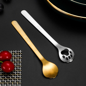 ช้อนรูปอุ้งเท้าแมวแบบตอกลาย ทำจากสแตนเลส 304 ช้อนกลวงสำหรับของหวานและกาแฟ ใช้ซ้ำได้ ดีไซน์การ์ตูน - Product Image 3