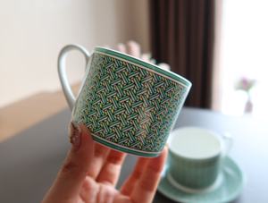 Meilleures ventes : Ensemble tasse à thé et soucoupe en porcelaine fine, tasse à café moderne en céramique, tasse à lait en porcelaine avec boîte cadeau pour boissons ou cadeaux - Product Image 4