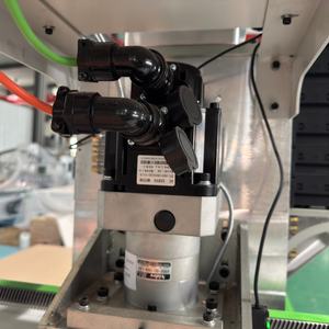 Router CNC Automático para Muebles <span class=keywords><strong>de</strong></span> Panel, Puertas <span class=keywords><strong>de</strong></span> Armario, Máquina <span class=keywords><strong>de</strong></span> Corte para Trabajar la Madera con Cambiador <span class=keywords><strong>de</strong></span> Herramientas <span class=keywords><strong>de</strong></span> Doble Estación en Línea Recta - Product Image 4