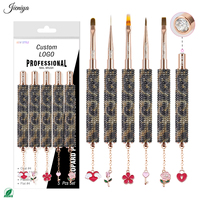 Ensemble de brosses à ongles multifonctionnelles avec manche en strass léopard et pendentif style Saint-Valentin pour usage professionnel