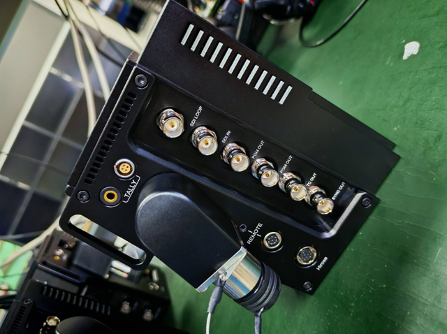 BS-E12P Broadcast Quality 12G/4K/3G/HD-SDI Video & XLR Audio & Ethernet to Optical Fiber Converter Extender with 3K93C Connector