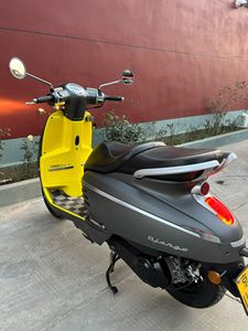 Peugeot <span class=keywords><strong>Django</strong></span> 150 Scooter Retrò a Benzina, Motore EFI 4 Valvole Raffreddato ad Acqua, ABS, TFT, Smart Key, Pneumatici LED Michelina, Moto per Pendolari - Product Image 3