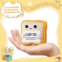 Peluche Toast au Crochet Faite Main avec Carte « I Love You » – Compagnon de Bureau d'Écoute et de Soutien Émotionnel pour Collègues – Idée Cadeau de Bureau