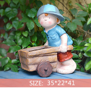 Statue en résine pour garçon et fille avec pot de fleurs, décor d'ornement de jardin extérieur - Product Image 2