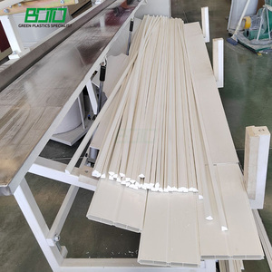 Moulures en <span class=keywords><strong>PVC</strong></span> blanc demi-rondes <span class=keywords><strong>de</strong></span> 1/2 po et 3/4 po pour bâtiments modernes, durables et écologiques, moulures en <span class=keywords><strong>PVC</strong></span> <span class=keywords><strong>de</strong></span> 1/2 po pour verre - Product Image 4