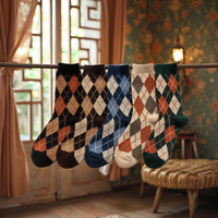Automne hiver diamant Plaid rétro laine chaussettes épaissi et chaud avec Old Money Style manches moyennes motif imprimé corps en gros