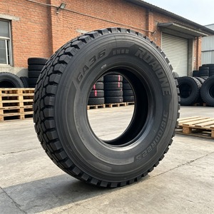 Pneus de camion OEM 1200R24 11R20 12R20 avec structure renforcée en acier pour utilisation par les opérateurs de flotte sur les chantiers de construction - Product Image 1