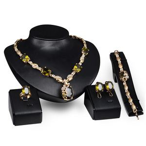 Kubik zirkonia <span class=keywords><strong>Set</strong></span> perhiasan pernikahan untuk wanita pengantin 4 buah anting kalung Dubai Emas <span class=keywords><strong>Set</strong></span> perhiasan - Product Image 2