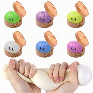 Offre Spéciale : Boule Anti-Stress Géante Souple et Mignonne Personnalisable en Forme de Dumpling, à Remontée Lente, à Presser à la Main pour le Bureau, en TPR - Product Image 1