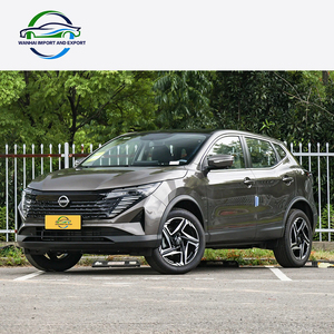 Nissan <span class=keywords><strong>Qashqai</strong></span> <span class=keywords><strong>2022</strong></span> d'<span class=keywords><strong>occasion</strong></span>, SUV |   Euro VI |   4.1-6L Manuel |   Volant à gauche R16 |   Toit ouvrant |   Phares au xénon |   Toit en alliage d'aluminium - Product Image 2
