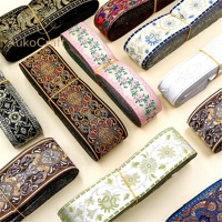 Ruban de broderie en soie dorée ethnique 19 fils pour la décoration de vêtements ethniques, rideaux et accessoires en dentelle