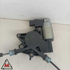 ตัวควบคุมกระจกหน้าต่างด้านหลังขวา G22C5858X มาสด้า 3 Mk1 BK 2003-2009 มือสอง (84928) - Product Image 2