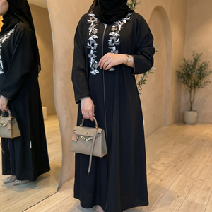 Abaya élégante en tissu de soie de qualité supérieure, faite à la main avec des cristaux, manches longues, anti-rides, style Dubaï, couleur personnalisée pour vêtements musulmans de luxe - Product Image 3