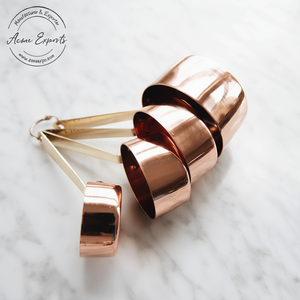 Tazas medidoras de cobre de 4 piezas de la mejor calidad con asas de latón, herramienta de cocina multiusos para servir y medir queso - Product Image 1