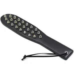 BDSM leather Flogger flirtare in pelle sex Whip Slap sculacciata accessori esotici <span class=keywords><strong>con</strong></span> rivetto Whip Paddle sex shop Women sex toys % - Product Image 1