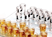 Ensemble de jeu d'échecs avec verres à shot 3 en 1