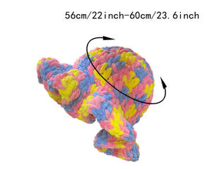 Cappello da Pescatore Invernale da Donna con Volant Colorati, Lavorato a Mano con Filato Spesso per Tenere al Caldo - Product Image 6