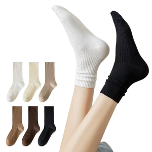 Chaussettes courtes pour femmes en gros, haute qualité, motif dessin animé créatif, avec bande décorative, manchette froncée, usage quotidien, Spandex/<span class=keywords><strong>Nylon</strong></span>/Coton - Product Image 1
