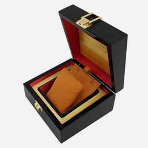 Boîte d'emballage haut de gamme en bois massif pour montres, avec couvercle rabattable et marquage à chaud, vente en gros de boîtes à montres avec peinture cuite - Product Image 1