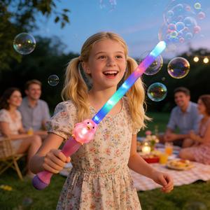 Épée à bulles portable unisexe en PE, poignée pingouin lumineuse, baguette magique musicale, thème ROMANCE, jouet d'été pour fêtes en extérieur, vente chaude - Product Image 1