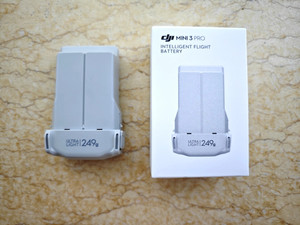 Batterie de drone DJI originale et neuve haute capacité Lipo 2S 7.38V 2453 mAh pour DJI Mini <span class=keywords><strong>3</strong></span> DJI Mini <span class=keywords><strong>3</strong></span> Pro DJI Mini 4 Pro - Product Image 1
